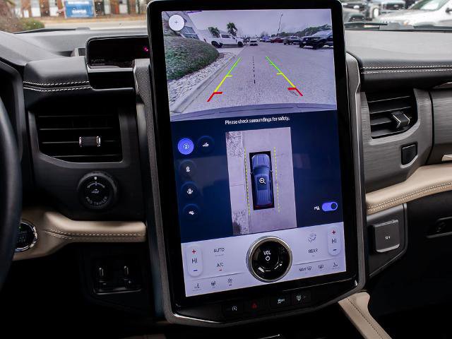 Certified 2024 Ford Expedition Platinum image 21