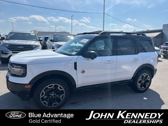 Certified 2025 Ford Bronco Sport Outer Banks w/ Outer Banks Tech Package+ AWD/4WD image 2