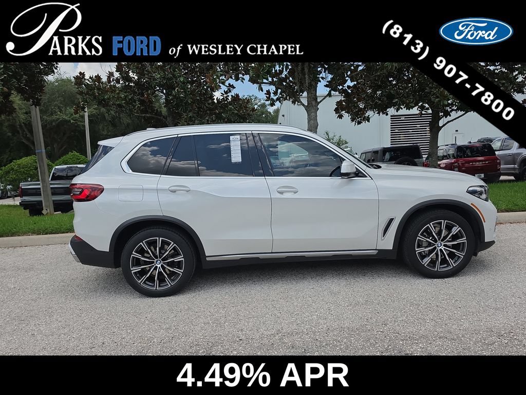 Used 2023 BMW X5 xDrive40i w/ Premium Package AWD/4WD image 4