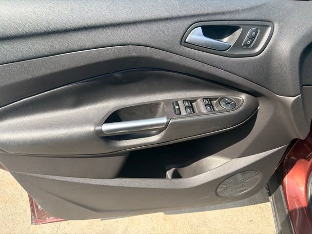 Certified 2018 Ford Escape SE w/ SE Sync 3 Package FWD image 19