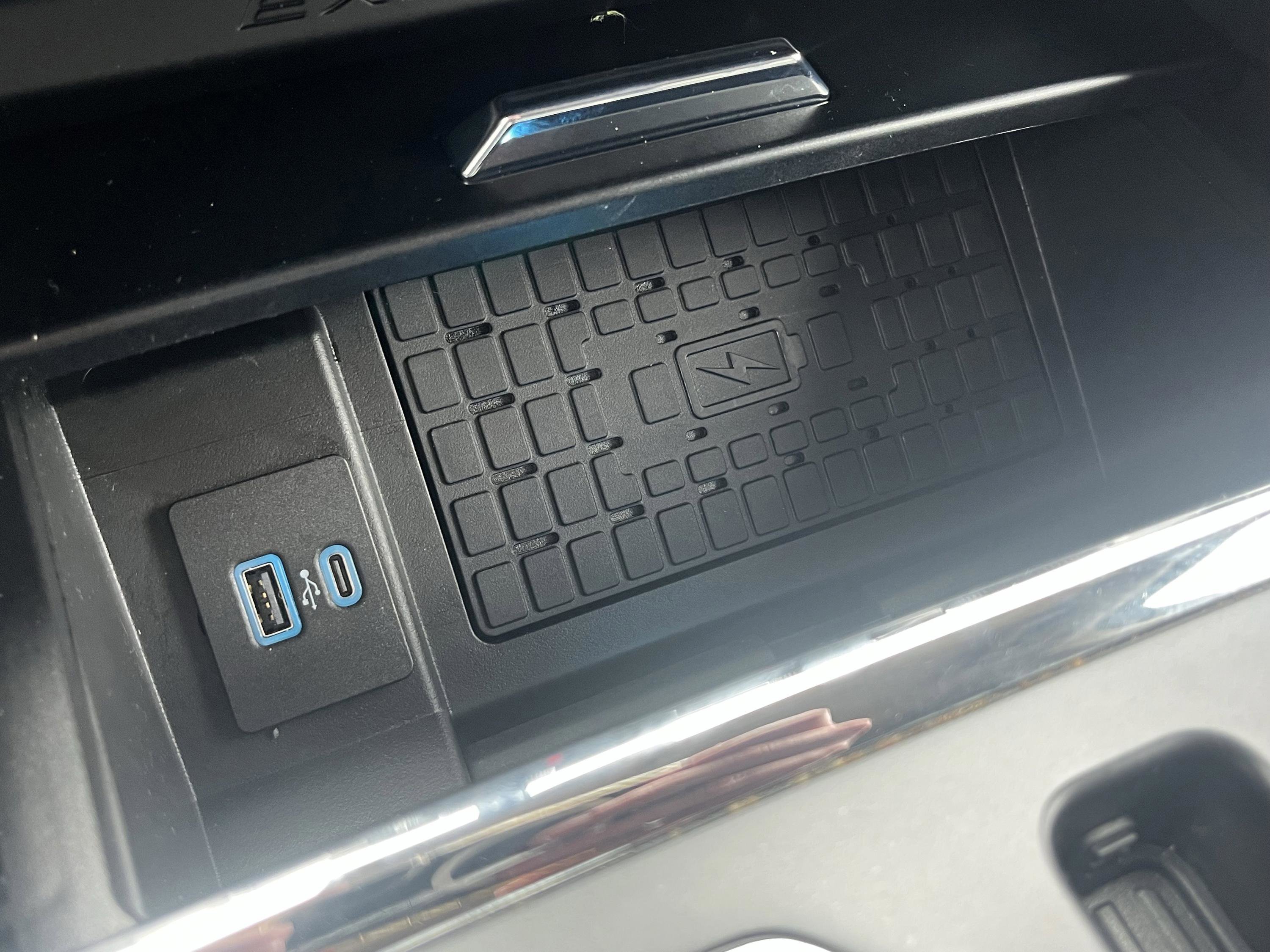 Certified 2024 Ford Expedition XLT image 22