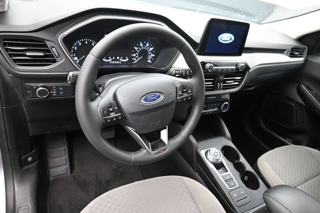 Certified 2022 Ford Escape SE w/ SE Sport Appearance Package FWD image 20