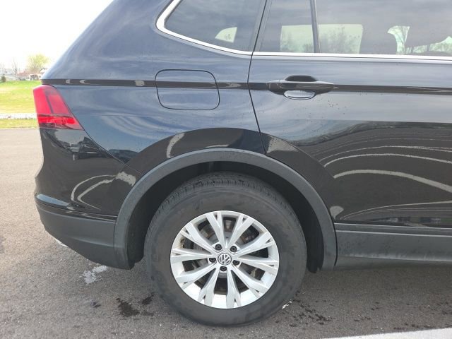 Used 2019 Volkswagen Tiguan SE AWD/4WD image 9