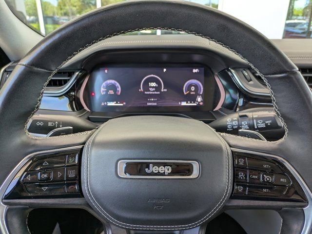 Used 2022 Jeep Grand Cherokee Overland image 26