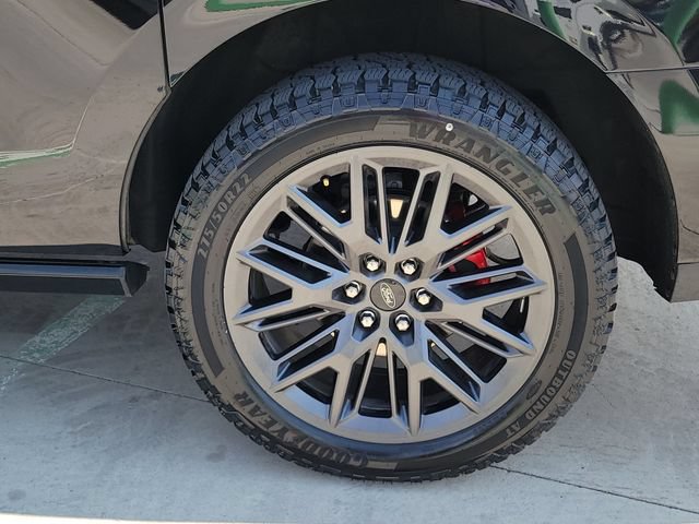 Certified 2025 Ford Expedition Max Platinum w/ Stealth Performance Package AWD/4WD image 16