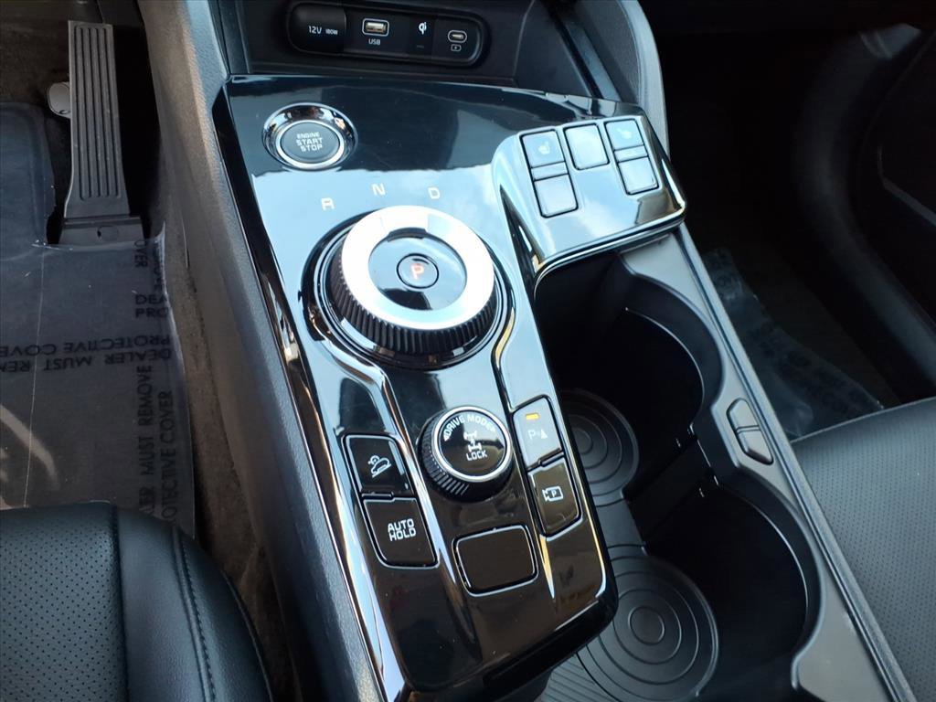 Used 2025 Kia Sportage EX image 21