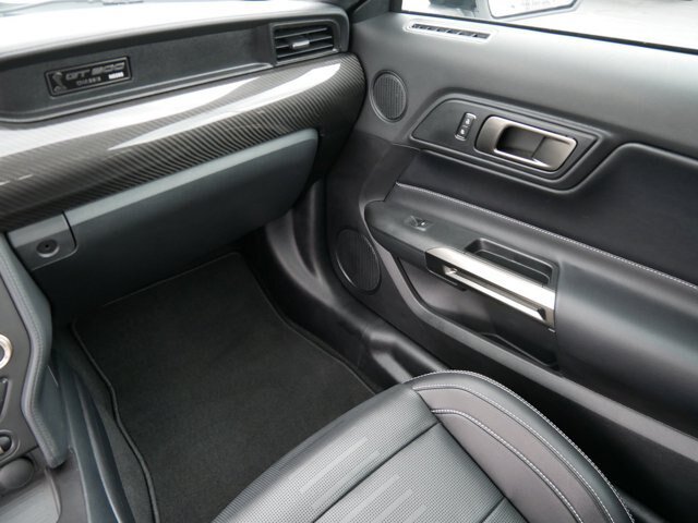 Certified 2022 Ford Mustang Shelby GT500 w/ Technology Package RWD image 13