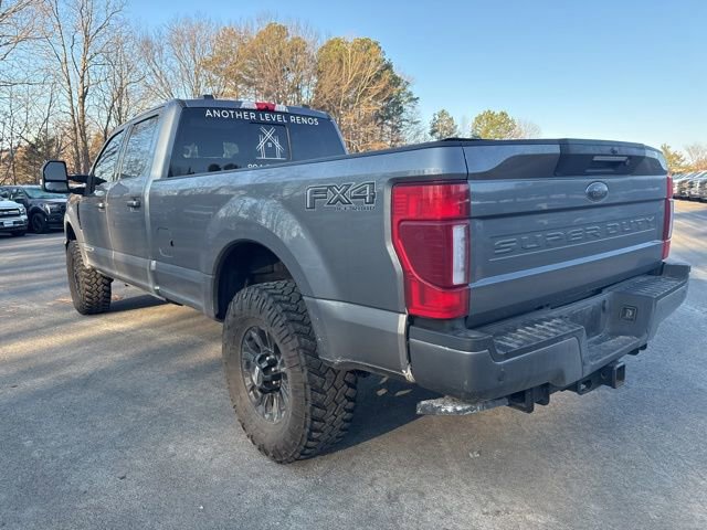Certified 2022 Ford F350 Lariat w/ Black Appearance Package image 3