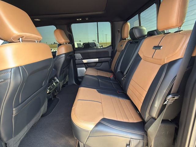 Certified 2023 Ford F450 Platinum w/ FX4 Off-Road Package image 18