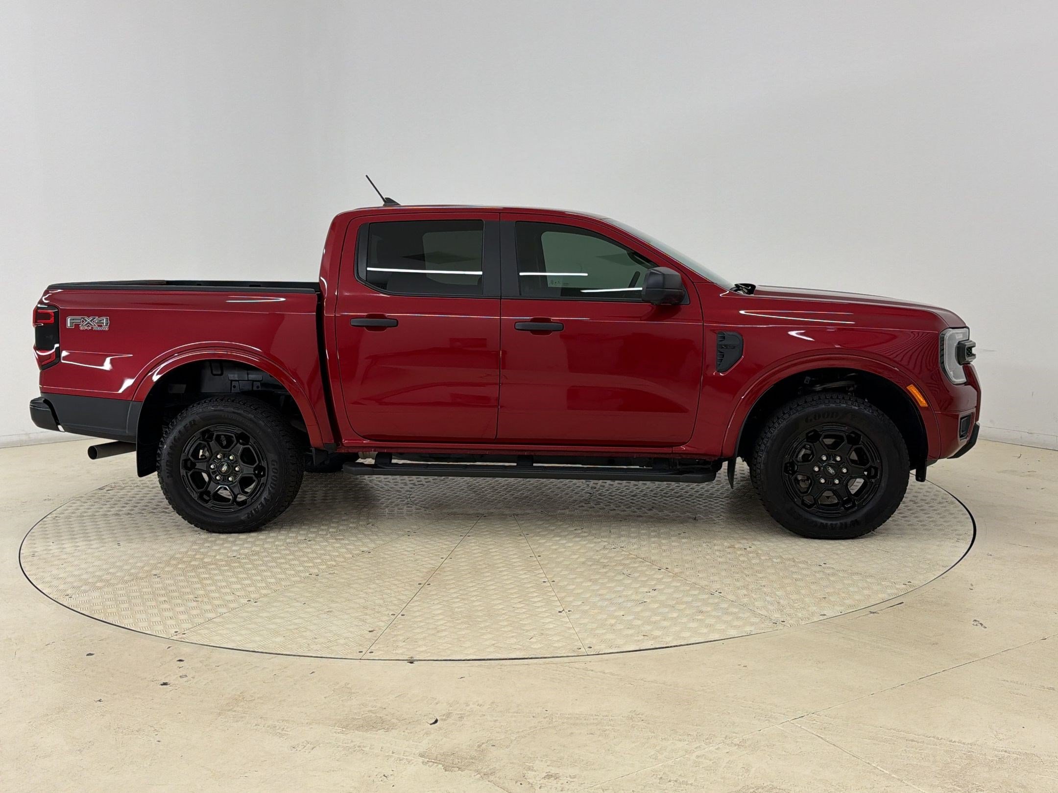 Certified 2025 Ford Ranger XLT w/ FX4 Off-Road Package AWD/4WD image 8
