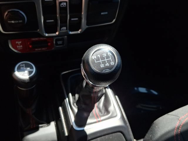 Used 2020 Jeep Wrangler Unlimited Rubicon AWD/4WD image 14