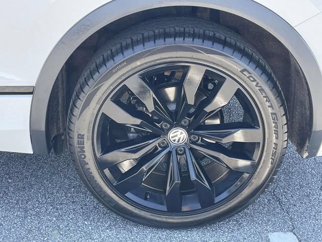 Used 2021 Volkswagen Tiguan SE R-Line FWD image 9