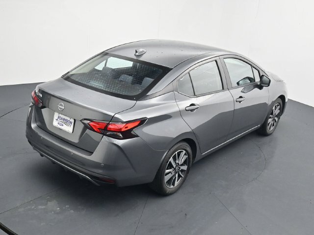 Used 2025 Nissan Versa SV FWD image 31