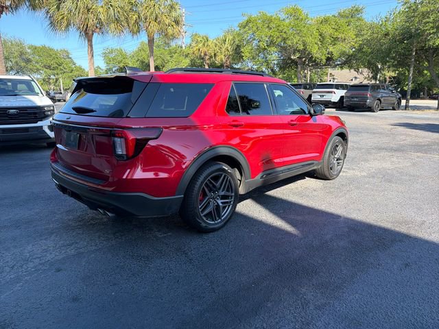 Certified 2025 Ford Explorer ST w/ Sun And Sound Package AWD/4WD image 8