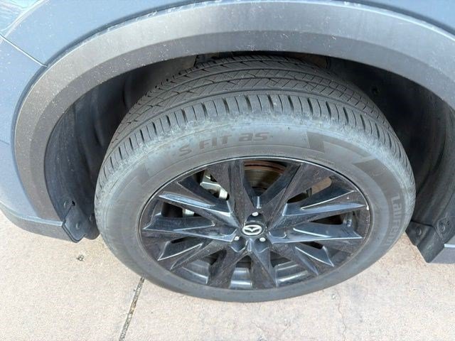 Used 2025 MAZDA CX-5 Carbon Edition AWD/4WD image 12