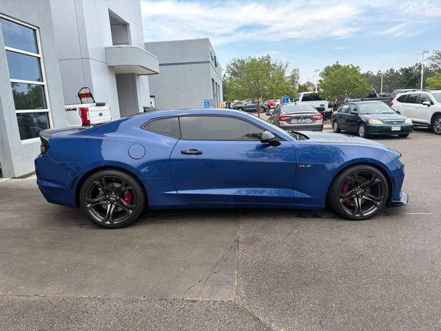 Used 2021 Chevrolet Camaro SS RWD image 8