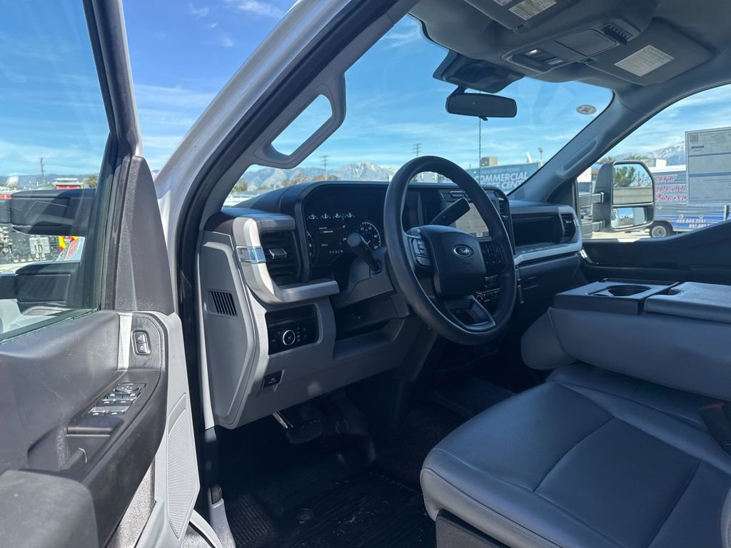 Certified 2023 Ford F250 XL w/ XL Chrome Package image 8