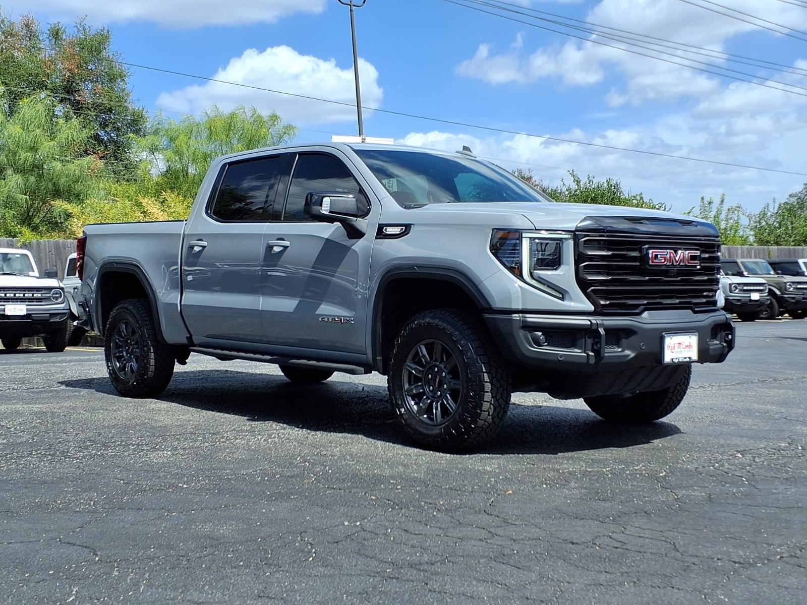 Used 2024 GMC Sierra 1500 AT4X AWD/4WD image 4