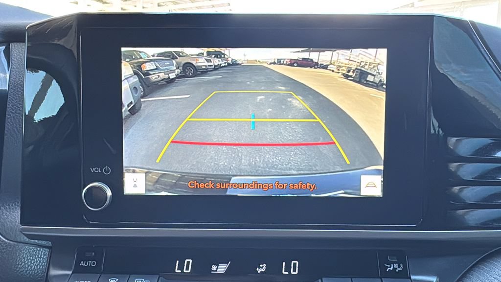 Used 2026 Toyota Camry SE w/ Convenience Package FWD image 16