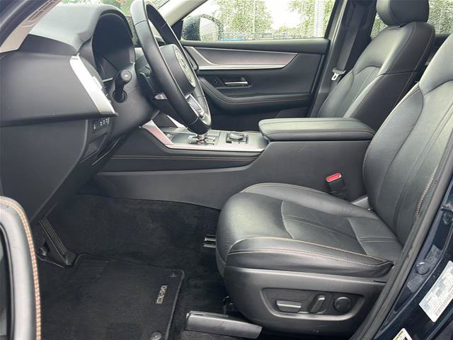 Used 2025 MAZDA CX-90 3.3 Turbo w/ Preferred Package AWD/4WD image 11