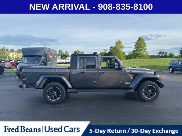 Used 2022 Jeep Gladiator Overland w/ LED Lighting Group AWD/4WD image 9