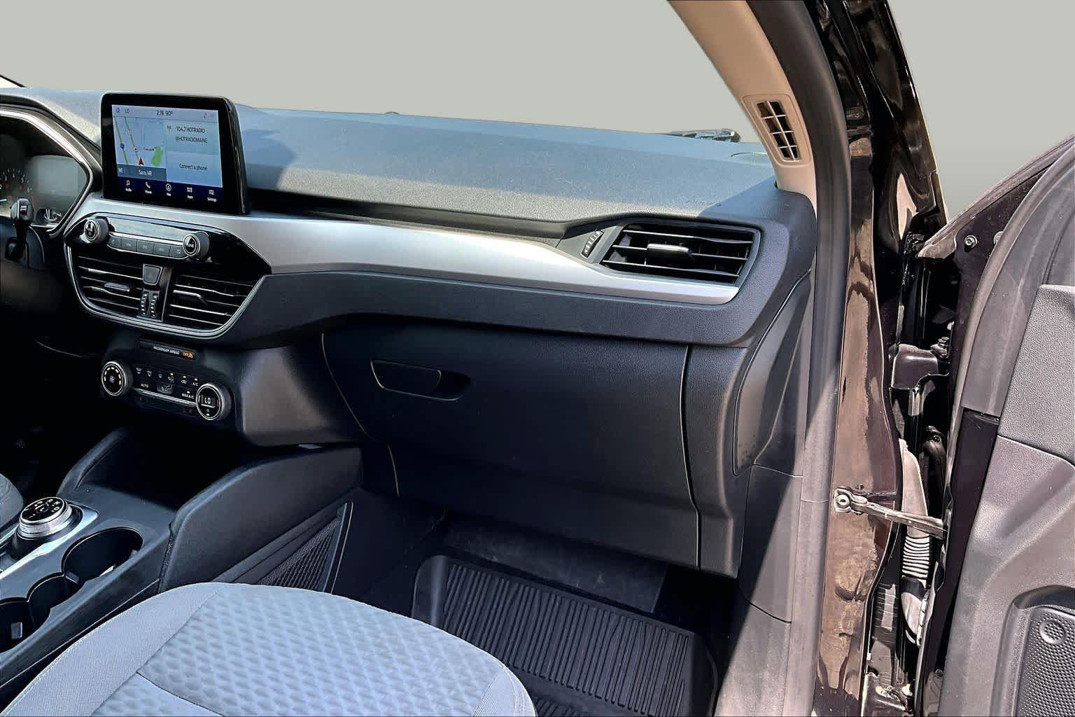 Certified 2020 Ford Escape SE AWD/4WD image 19
