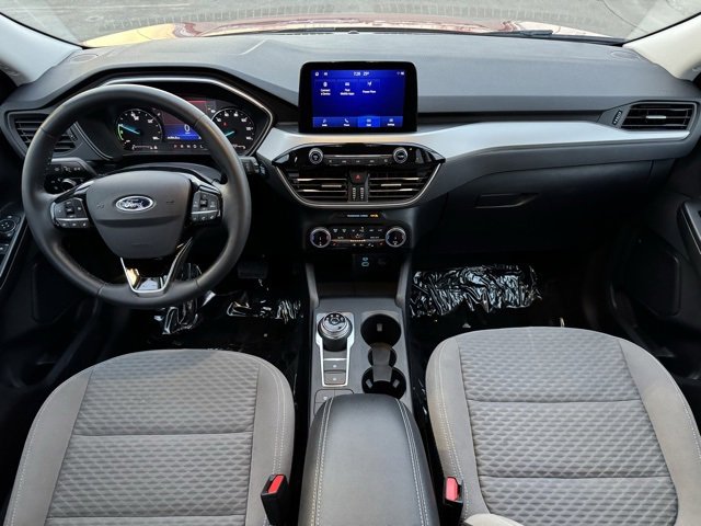 Certified 2022 Ford Escape SE w/ SE Sport Appearance Package image 7