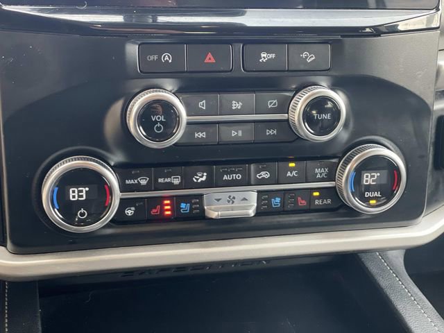 Certified 2024 Ford Expedition XLT image 17