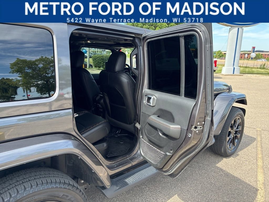 Used 2021 Jeep Wrangler Unlimited Sahara AWD/4WD image 44