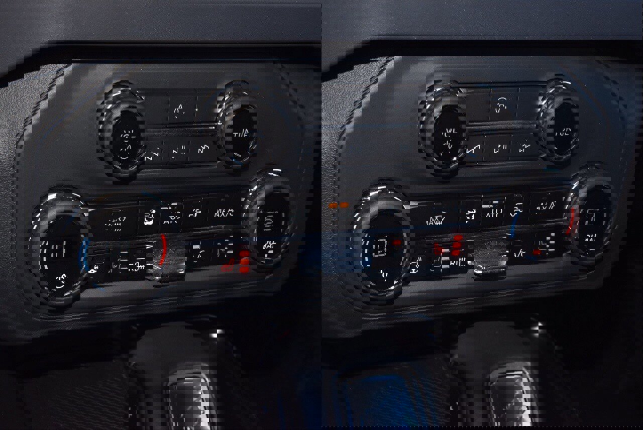 Certified 2025 Ford Bronco Outer Banks image 34