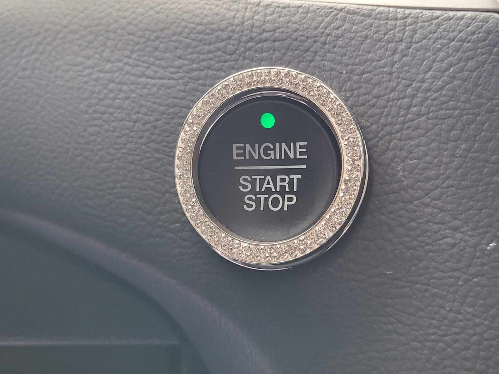 Certified 2022 Ford Edge SE image 24