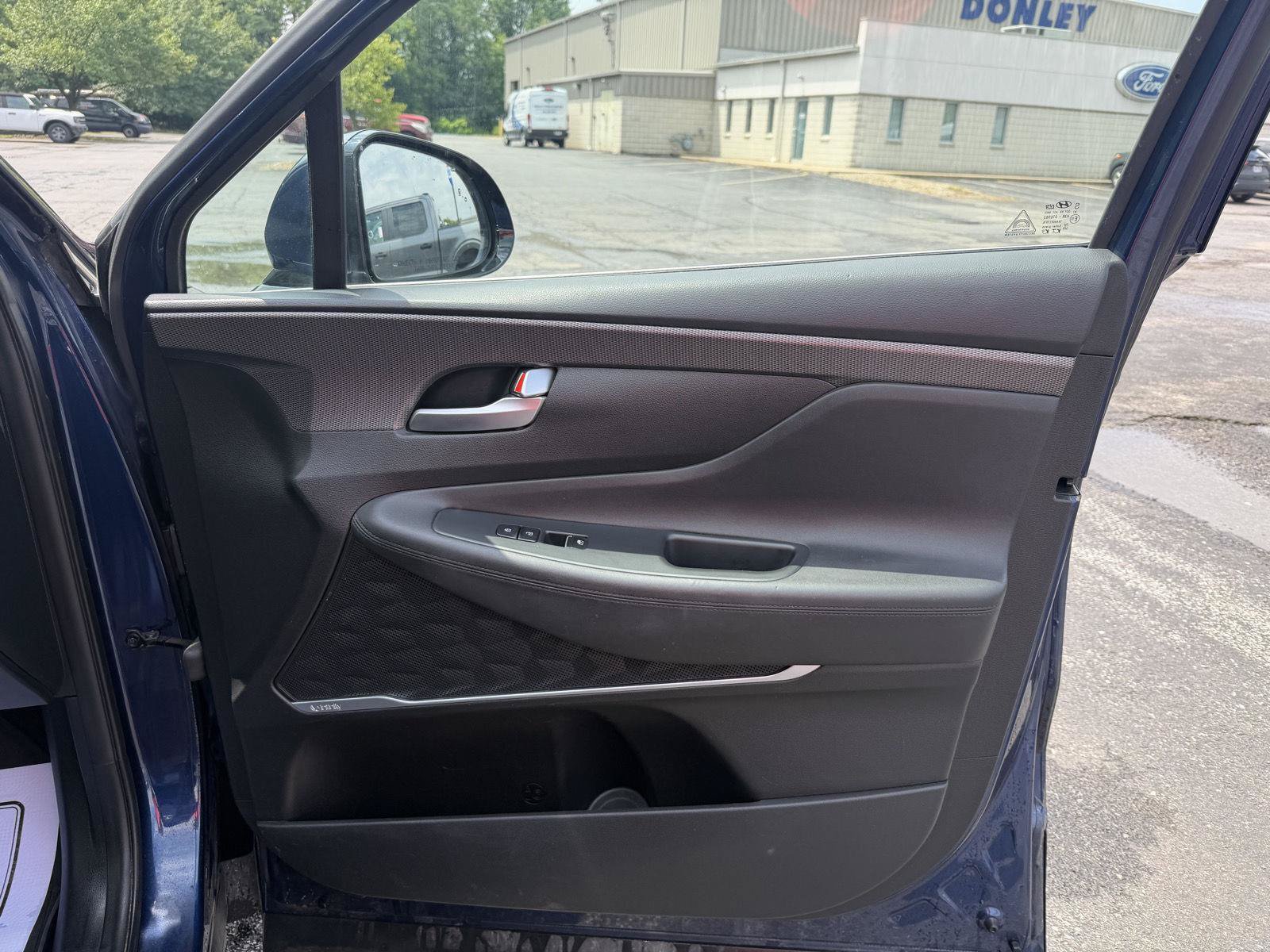 Used 2020 Hyundai Santa Fe SEL w/ Convenience Package FWD image 26