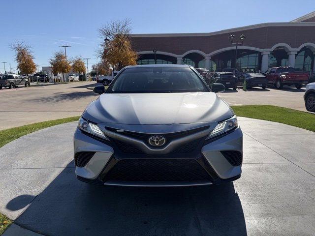 Used 2020 Toyota Camry XSE image 5