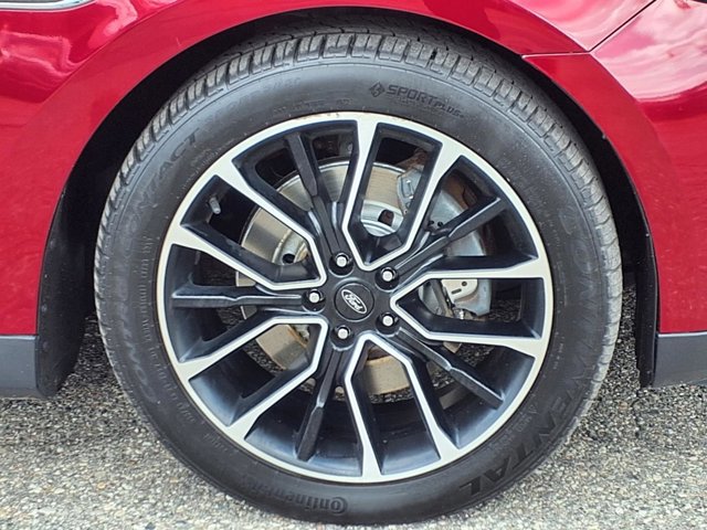 Certified 2019 Ford Taurus SHO AWD/4WD image 29