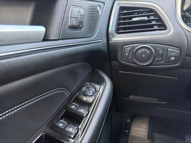 Certified 2019 Ford Edge Titanium FWD image 25