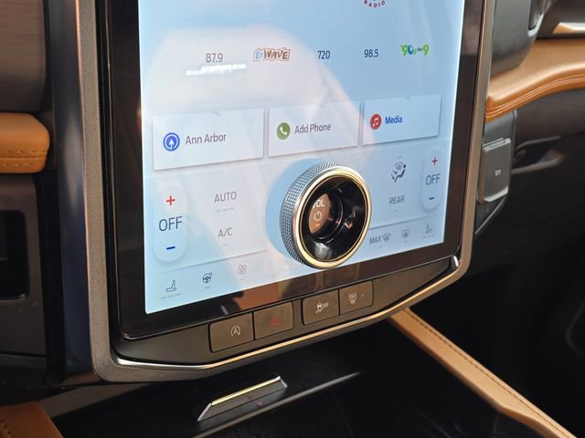 Certified 2024 Ford Expedition Max Platinum image 27