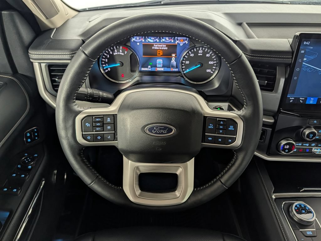 Certified 2024 Ford Expedition XLT RWD image 17