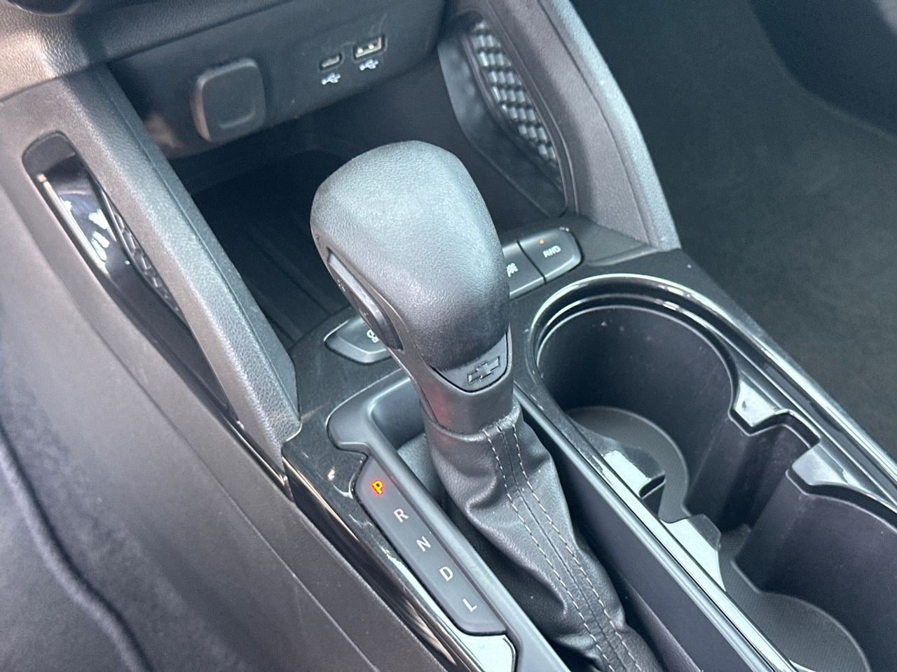Used 2025 Chevrolet TrailBlazer LT AWD/4WD image 32