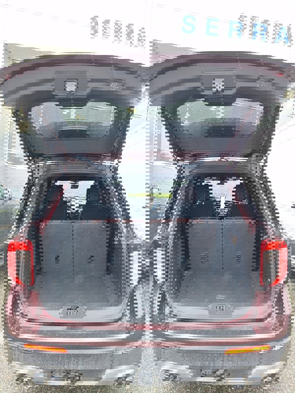 Certified 2022 Ford Explorer Platinum w/ Equipment Group 601A image 6