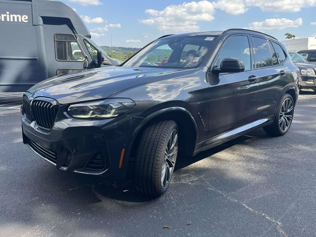 Used 2024 BMW X3 xDrive30i w/ Premium Package AWD/4WD image 8