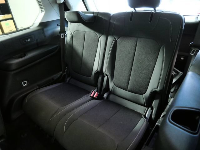Used 2022 Jeep Grand Cherokee L Laredo w/ Luxury Tech Group I AWD/4WD image 16