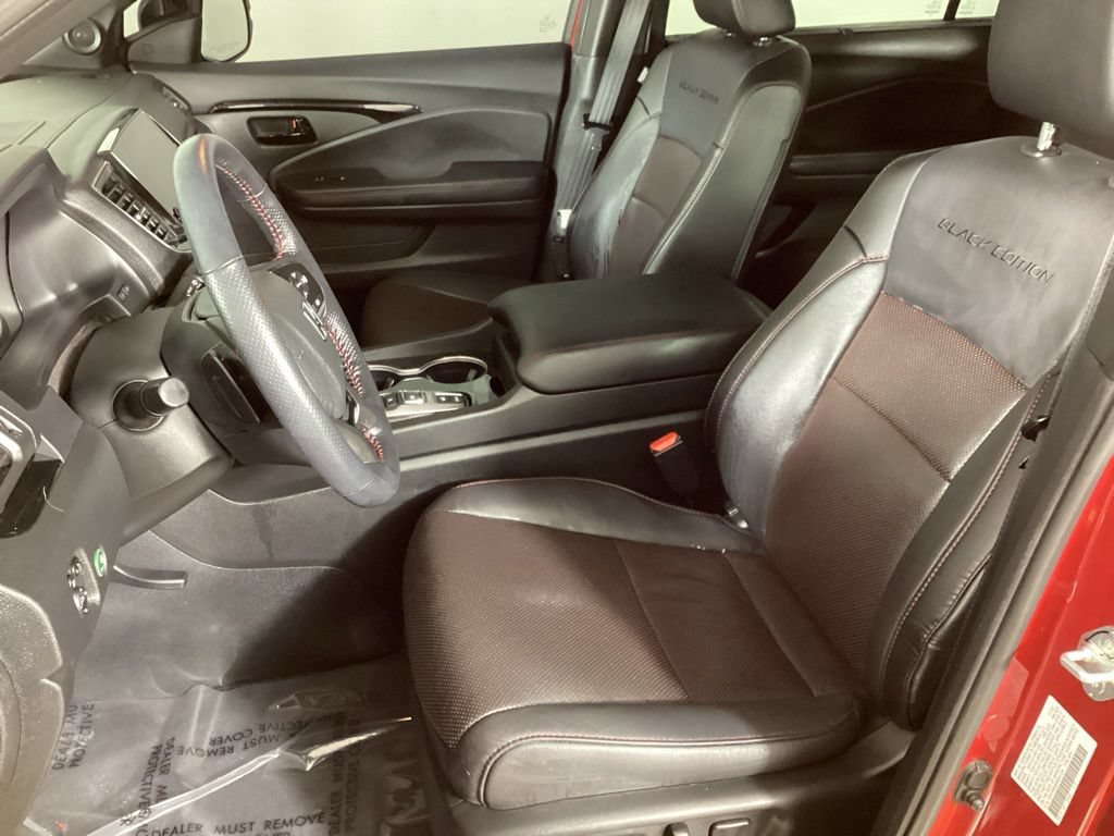 Used 2024 Honda Passport Black Edition image 12