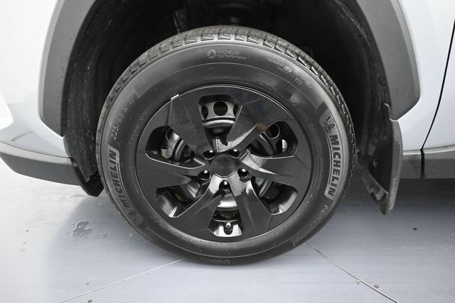 Used 2025 Toyota RAV4 LE FWD image 10