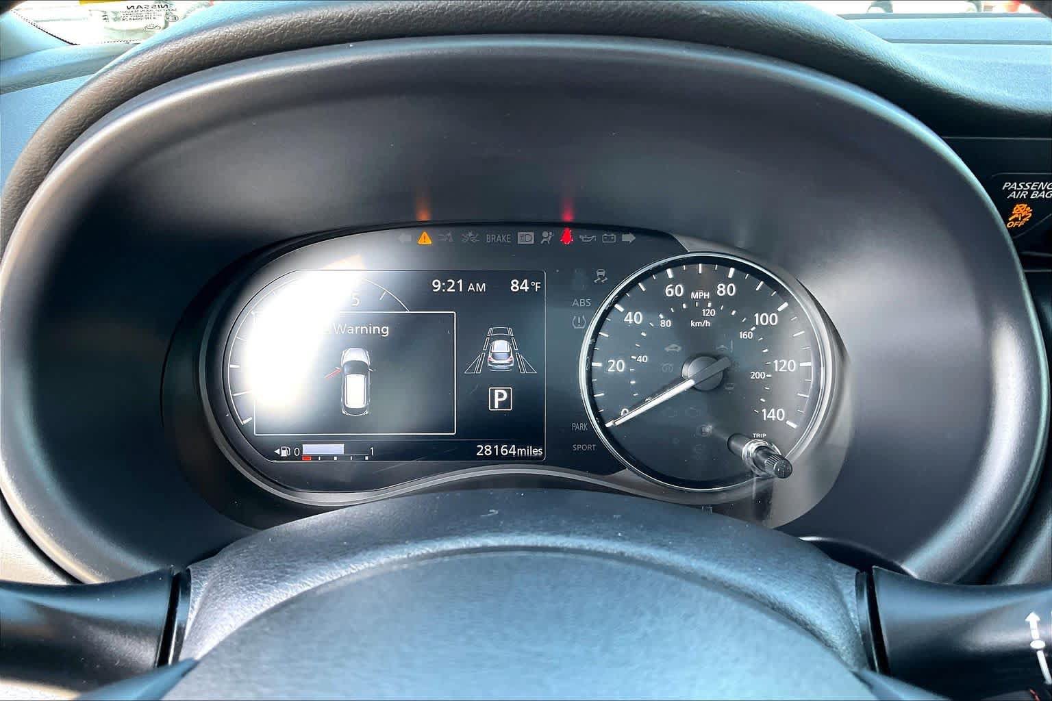Used 2024 Nissan Kicks SR w/ SR Premium Package FWD image 21