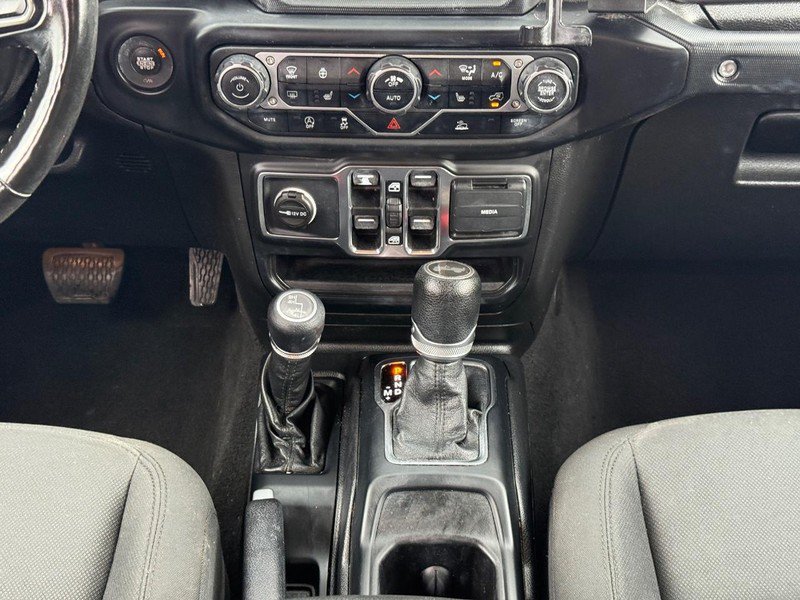 Used 2021 Jeep Wrangler Unlimited Sport AWD/4WD image 15
