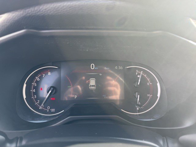 Used 2024 Toyota RAV4 LE image 15