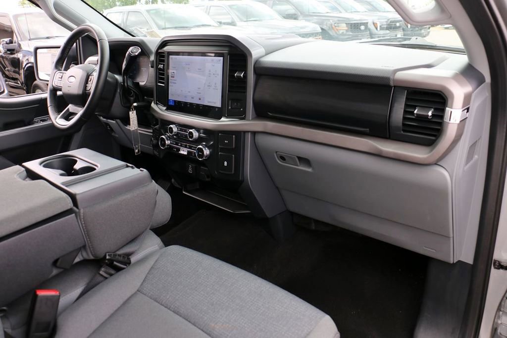 Certified 2025 Ford F150 XLT w/ Equipment Group 301A Standard image 31