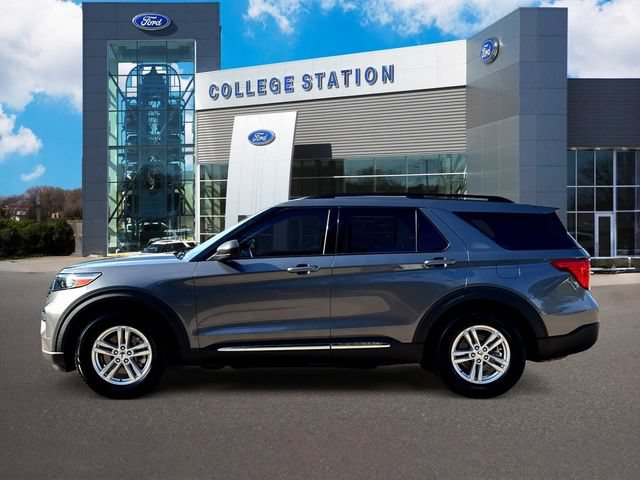 Certified 2021 Ford Explorer XLT RWD image 4