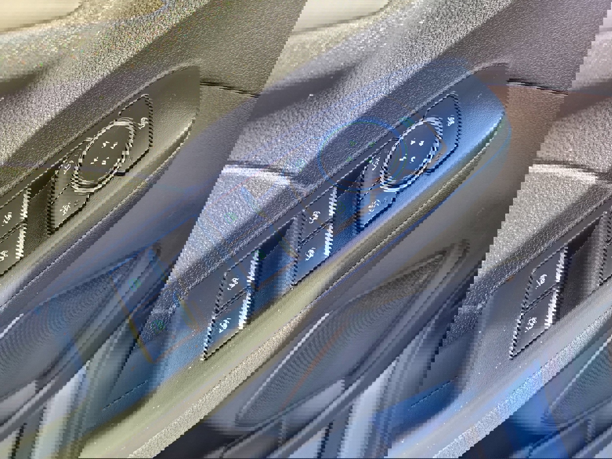 Certified 2022 Ford Escape SE w/ Convenience Package image 18