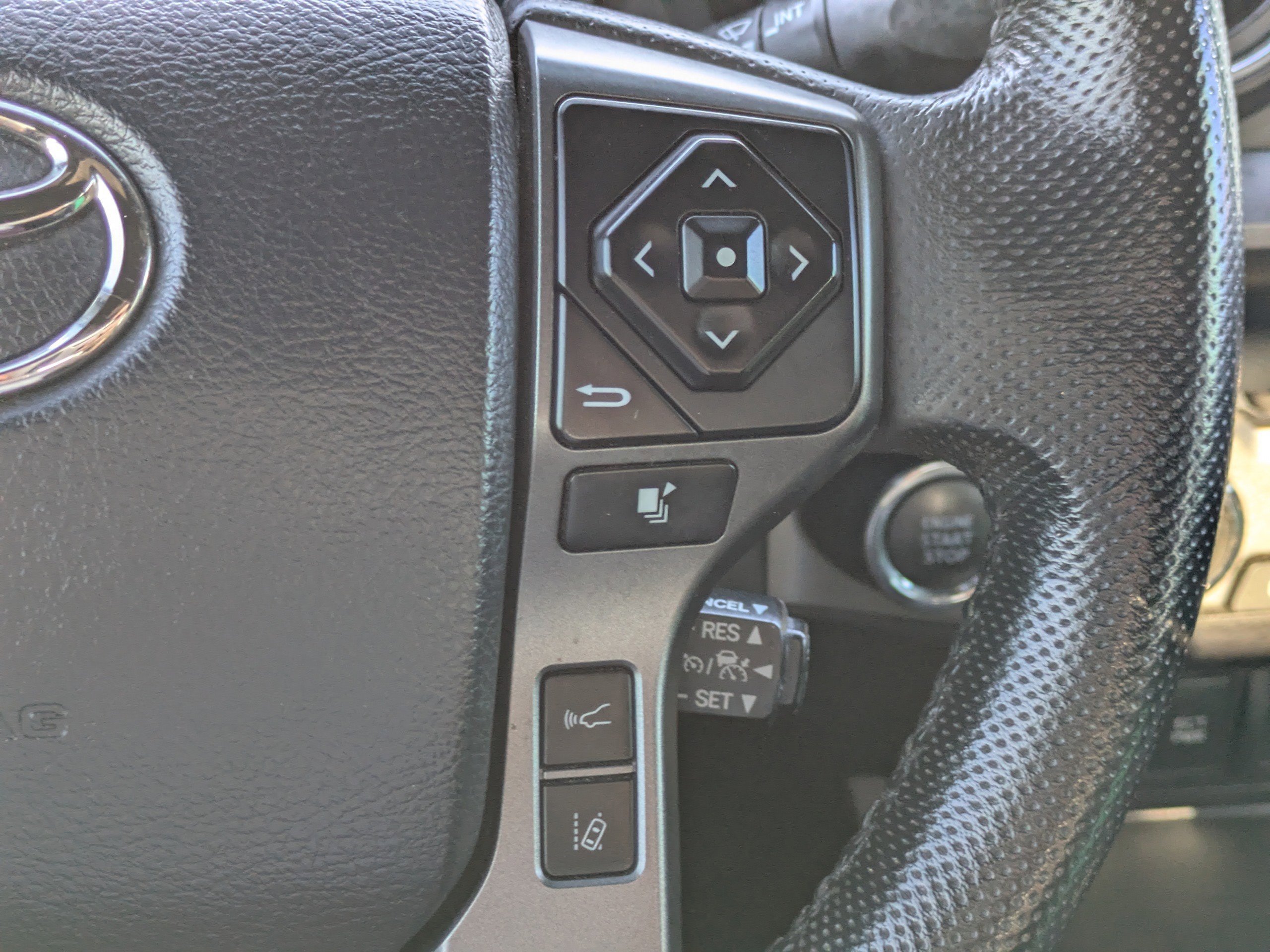 Used 2020 Toyota Tacoma TRD Sport image 23